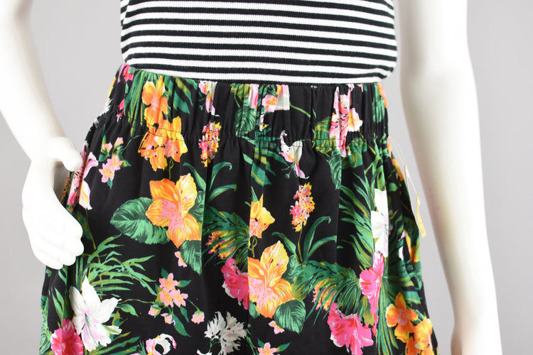 90s High Waisted Floral Bermuda Shorts, Women's 24 - 28" Waist