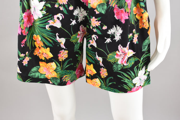 90s High Waisted Floral Bermuda Shorts, Women's 24 - 28" Waist