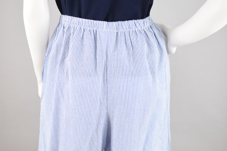 90s Blue Striped Seersucker Bermuda Shorts, Women's 28" - 32" Waist