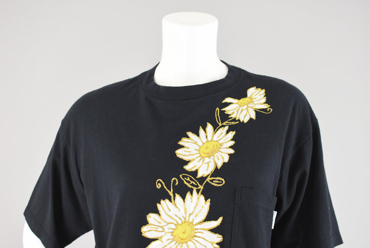 Vintage Glitter Puff Paint Daisy Flowers T-shirt, Women's Medium