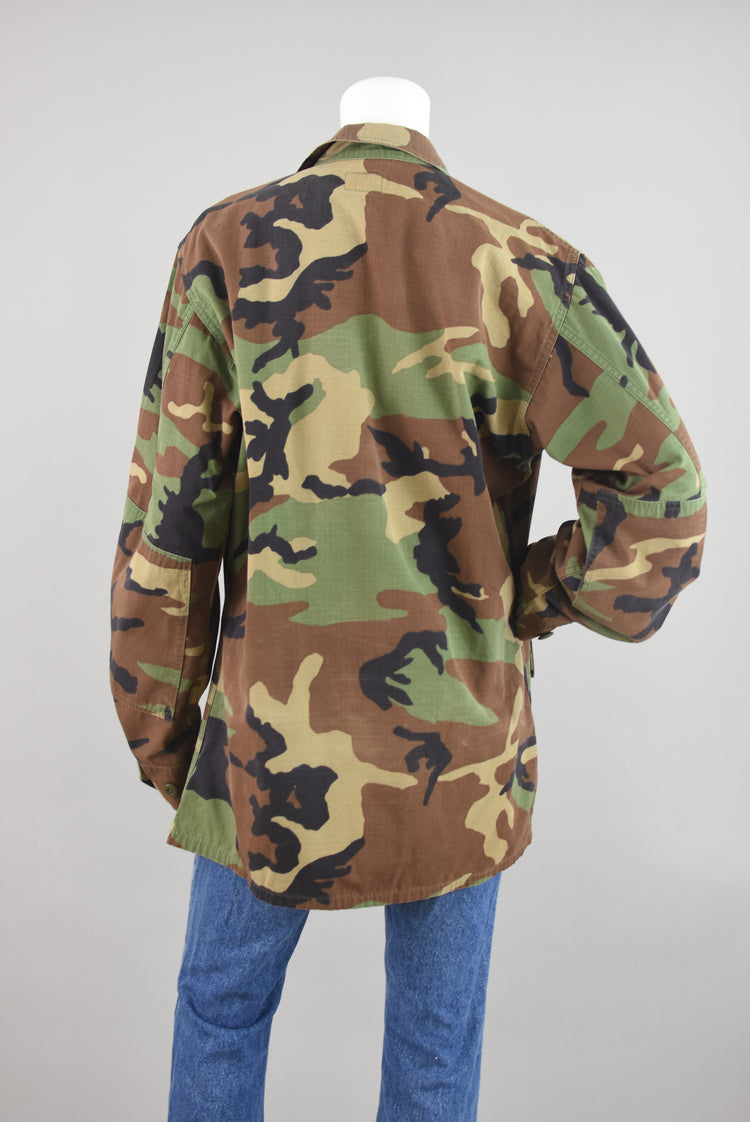 Vintage Distressed Camouflage Army Fatigue Shirt, Men's Medium Long