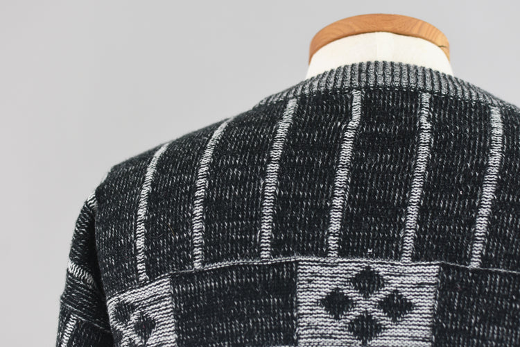 90s Black & Gray Geometric Grunge Sweater Men's Small