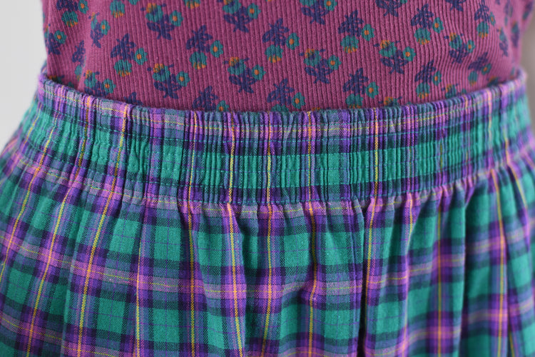 70s Koret Purple & Green Plaid High Rise Mom Pants, Women's Size 8, 28" Waist