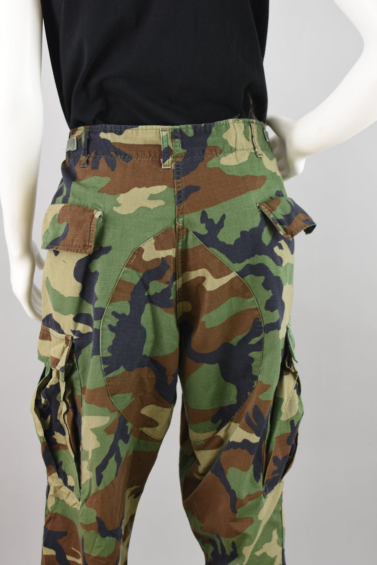 90s High Waist Camouflage Cargo Army Pants, Men's Large Short