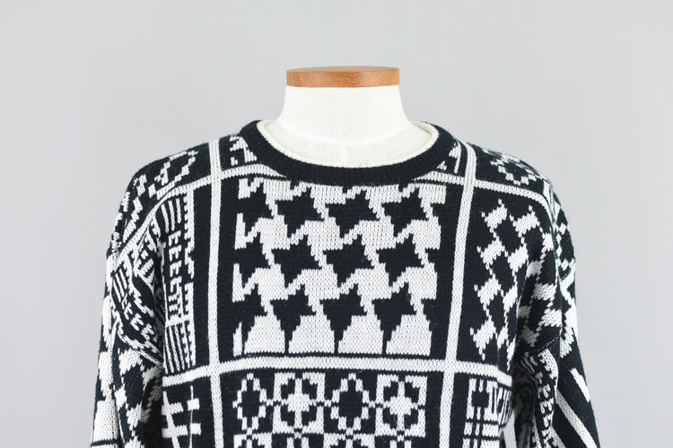 90s Black & White Geometric Sweater Men's Extra Large