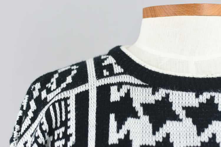 90s Black & White Geometric Sweater Men's Extra Large